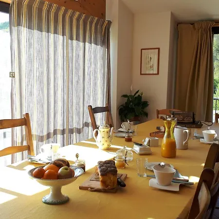 D'hotes La Bourdasse Gæstehus 3*